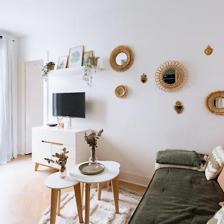 Alluring 1 Bedroom 5 Min To The Eiffel Tower! Apartment